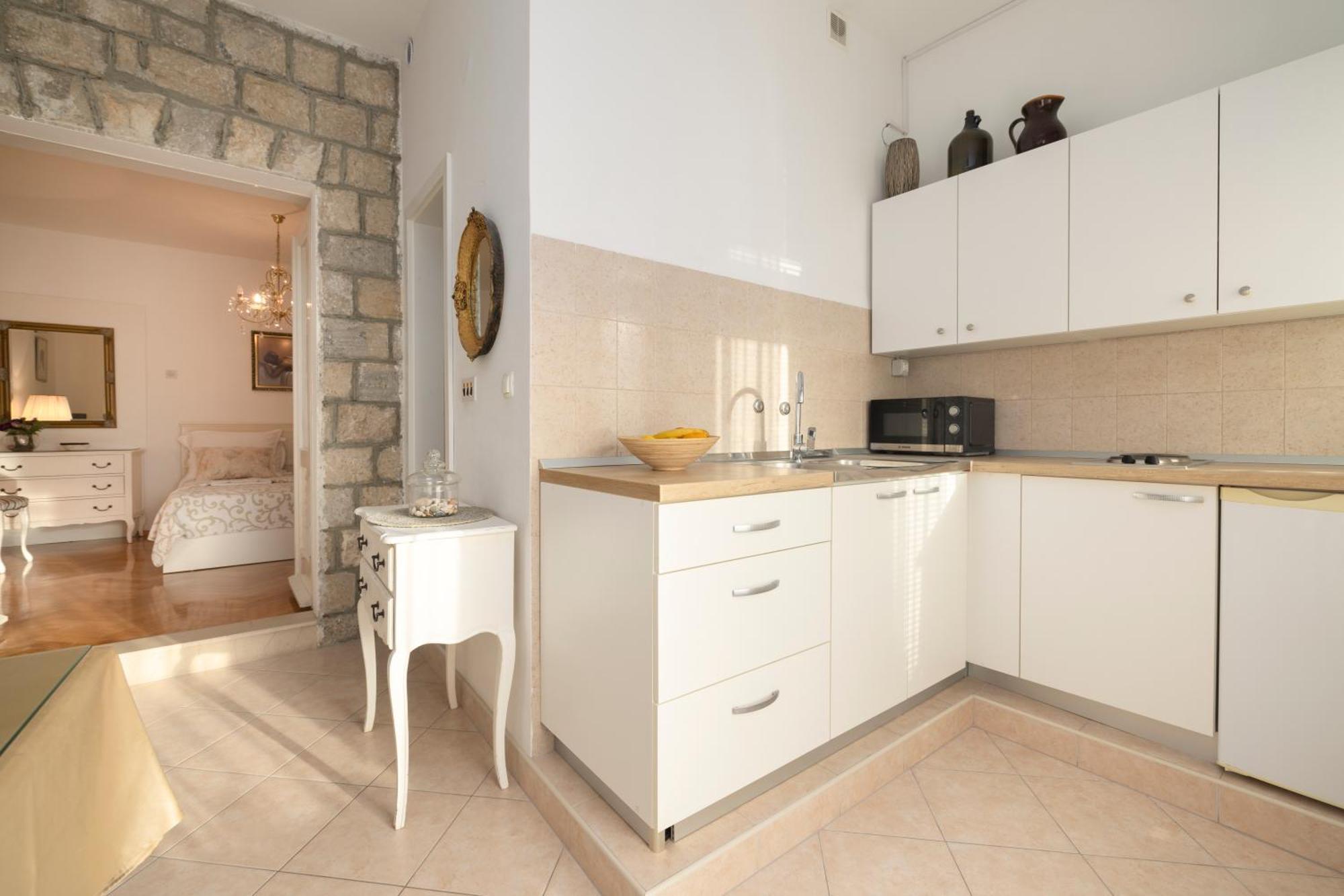 Apartments Bose Makarska Esterno foto